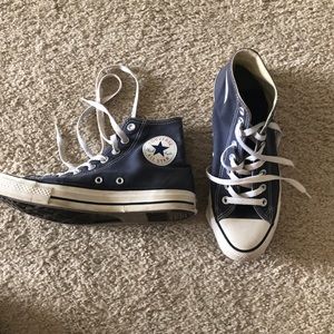 Converses Navy Blue